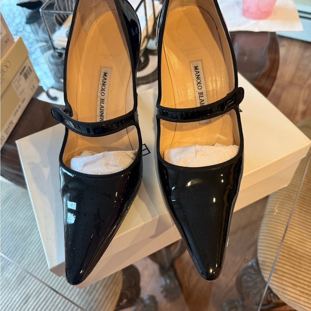 Manolo Blahnik Black Patent Pointed-Toe Mary Jane Pumps
